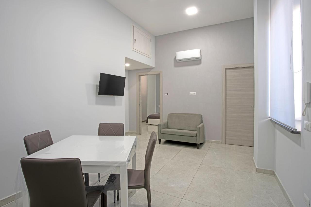 Giovi'S Apartments Castellammare di Stabia Eksteriør billede