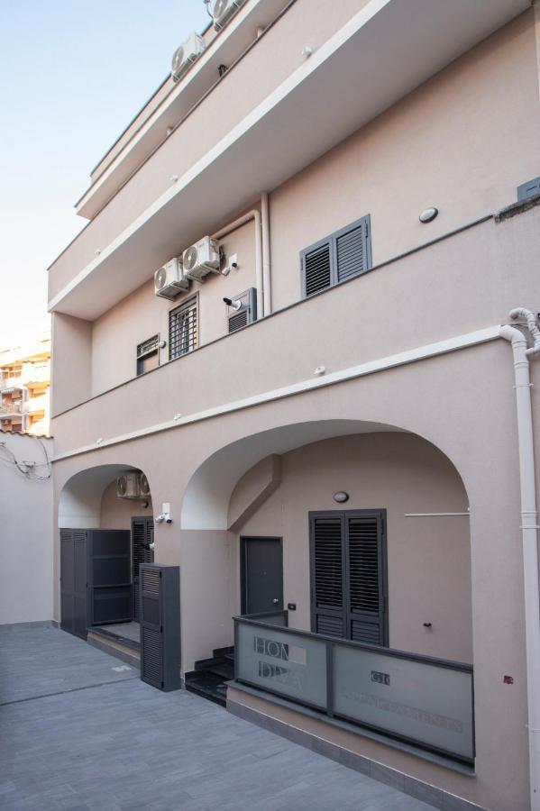 Giovi'S Apartments Castellammare di Stabia Eksteriør billede