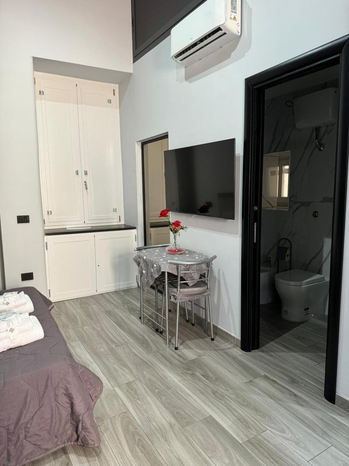 Giovi'S Apartments Castellammare di Stabia Eksteriør billede
